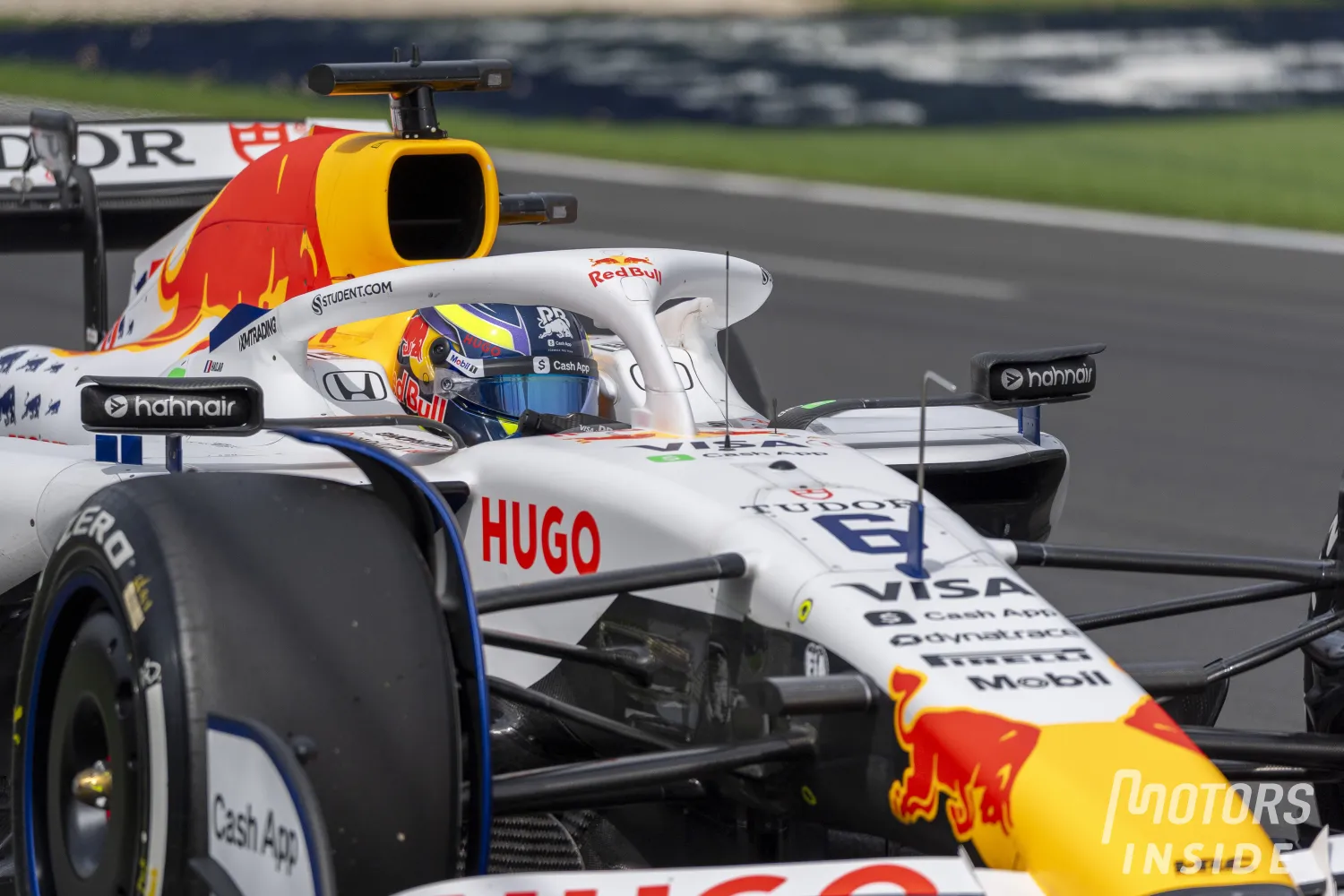 Racing Bulls sanctionné après l’incident entre Hadjar et Verstappen