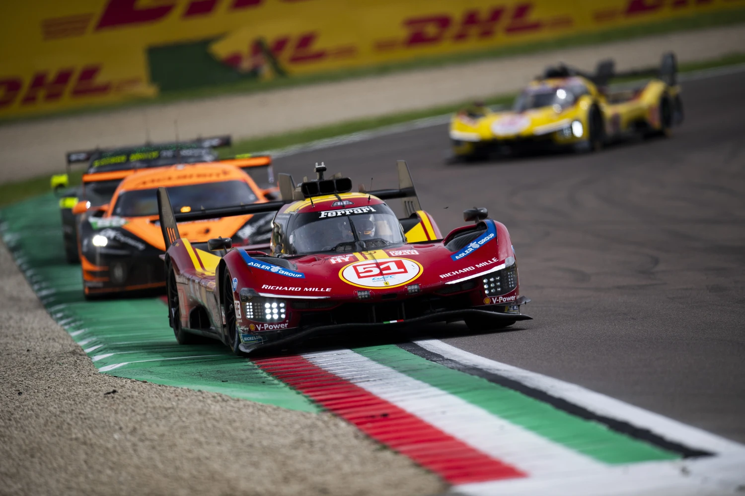 Une Ferrari en patron, l’autre en zéro aux 6 Heures d’Imola
