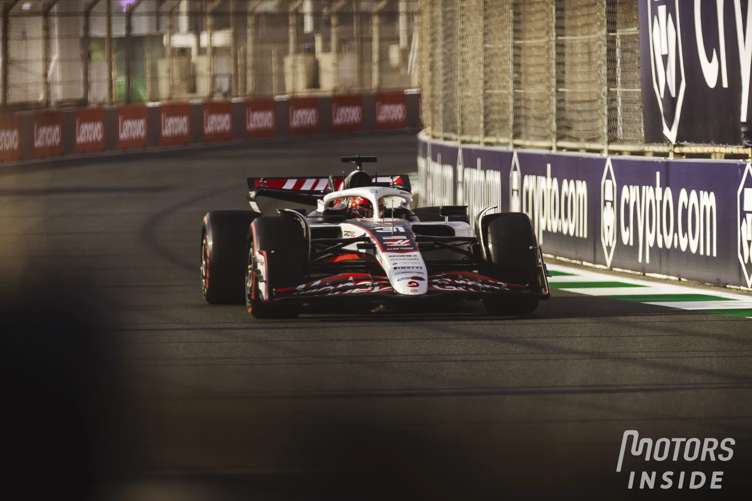 Haas fête ses dix ans de F1 à Goodwood avec Bearman et Ocon