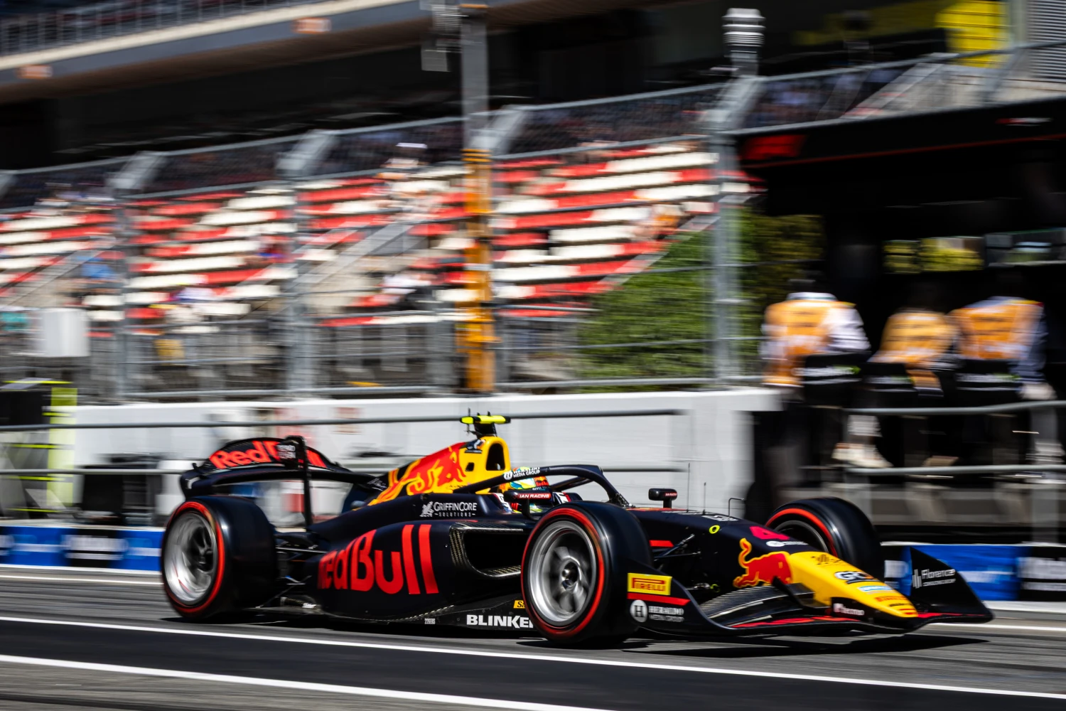 F2 – Grand Prix d’Espagne – Qualifications : Arvid Lindblad décroche sa première pole position en F2