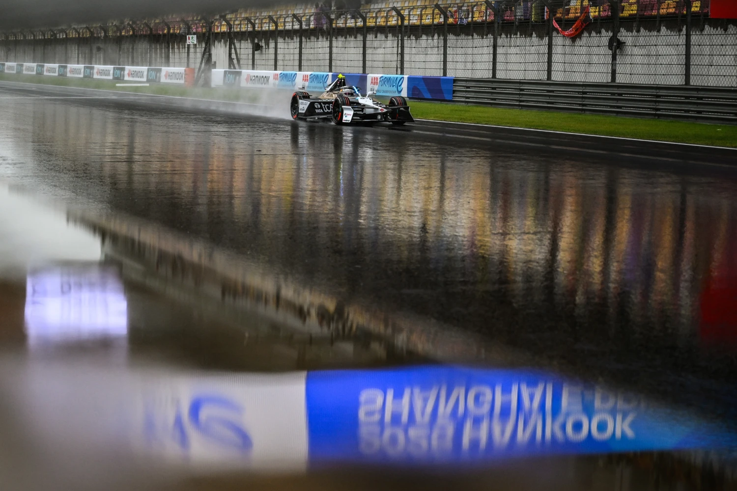 ePrix de Shanghai – Course 2 : Nick Cassidy vainqueur sous la pluie