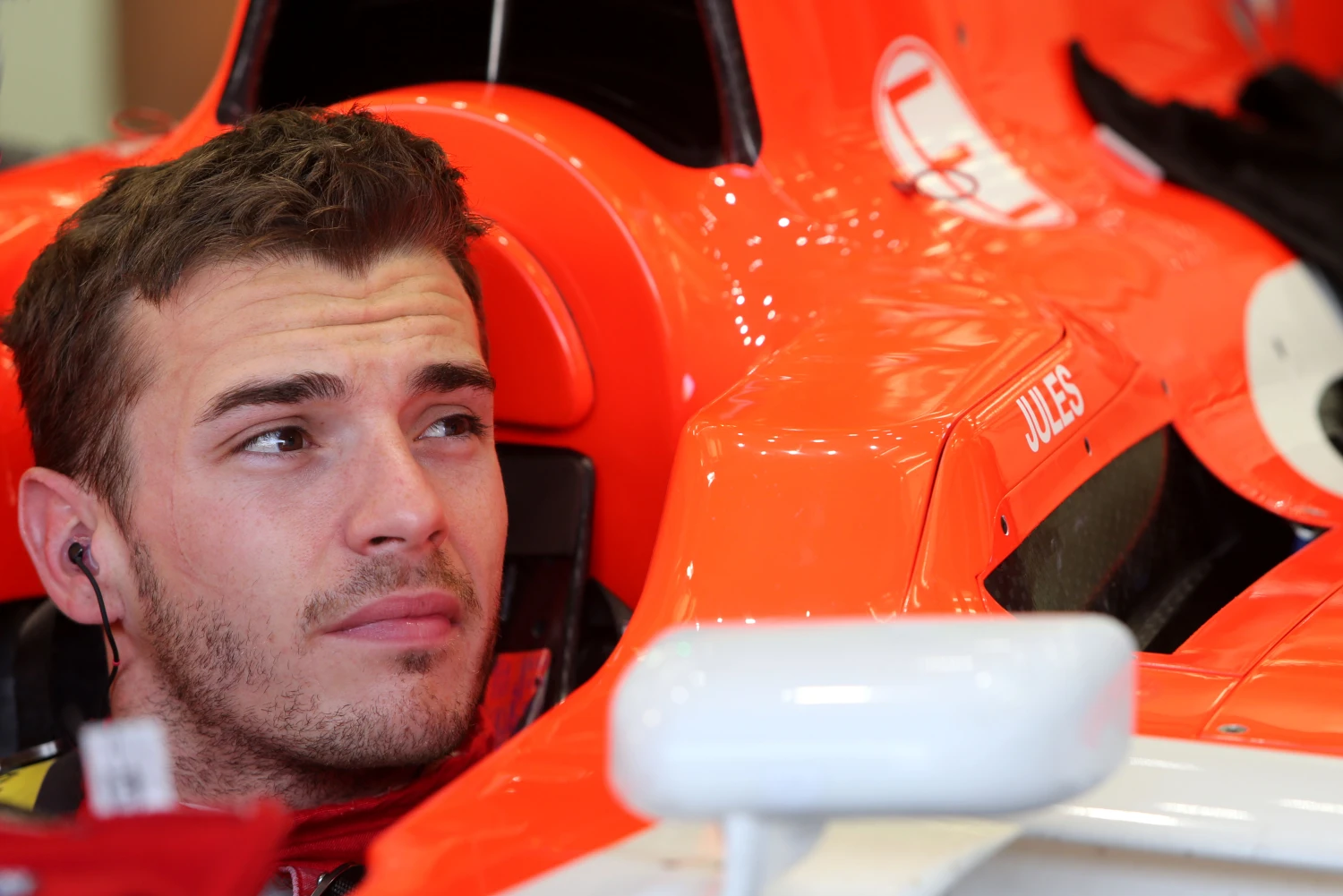Jules Bianchi, dix ans après : dans les yeux de Charles Leclerc, le souvenir d’un pilote et l’héritage de la sécurité en F1