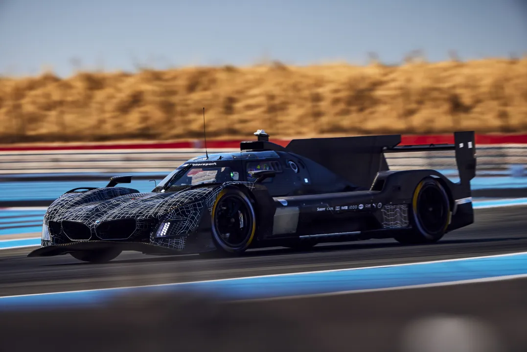 La BMW était en essais au Castellet.