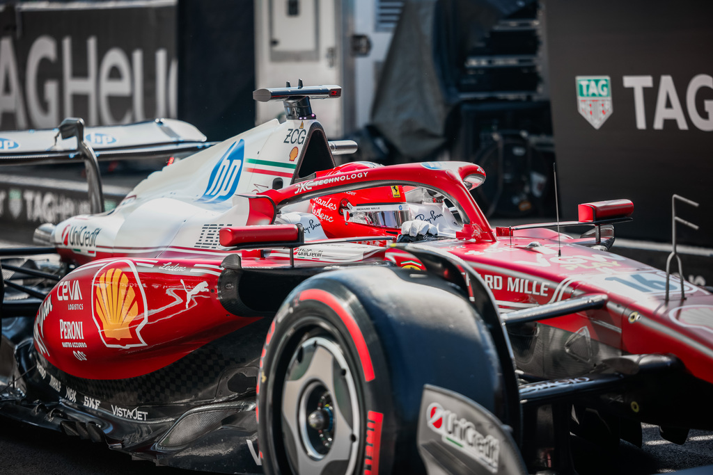 Charles Leclerc visera le podium dimanche malgré une Ferrari en retrait