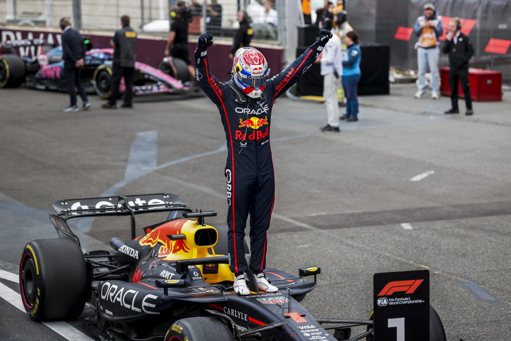 Grand Prix d’Azerbaïdjan : Max Verstappen remporte la course sans peine et confirme le grand retour de Red Bull