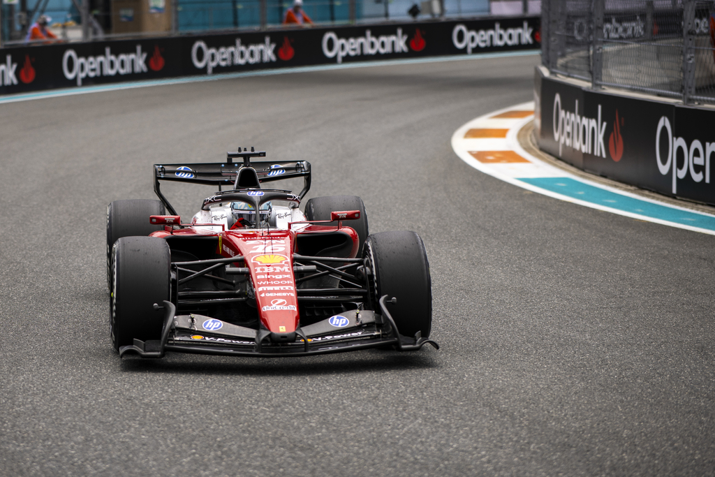 Charles Leclerc pénalisé après le GP de Miami : Ferrari perd gros dans le dernier tour