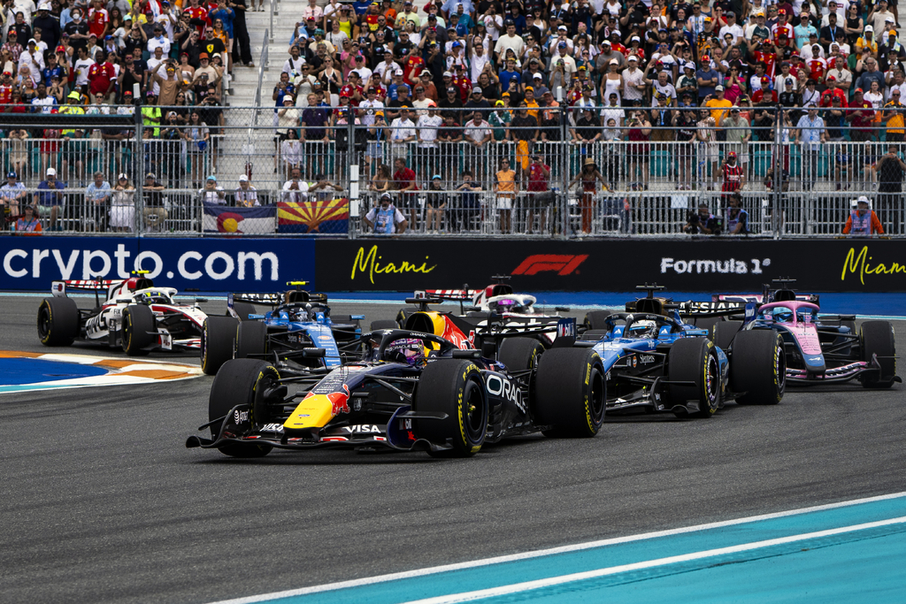 Max Verstappen pénalisé après le GP de Miami pour une infraction à la sortie des stands